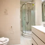 34paa1127- 3 Bedrooms In Gracia דירה *