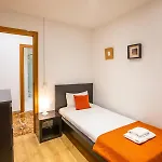 דירה 34paa1127- 3 Bedrooms In Gracia ברצלונה