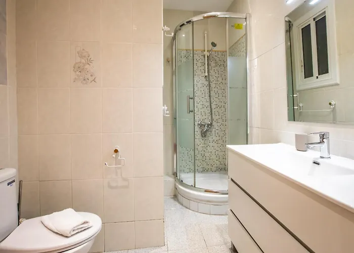 34paa1127- 3 Bedrooms In Gracia 아파트 *