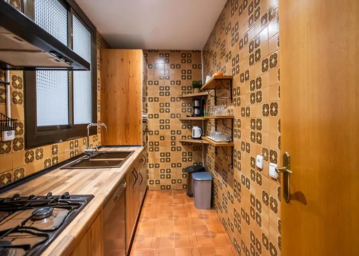34paa1127- 3 Bedrooms In Gracia 아파트 바르셀로나
